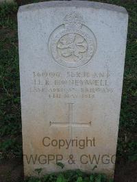 Dar Es Salaam War Cemetery - Honeywell, H R